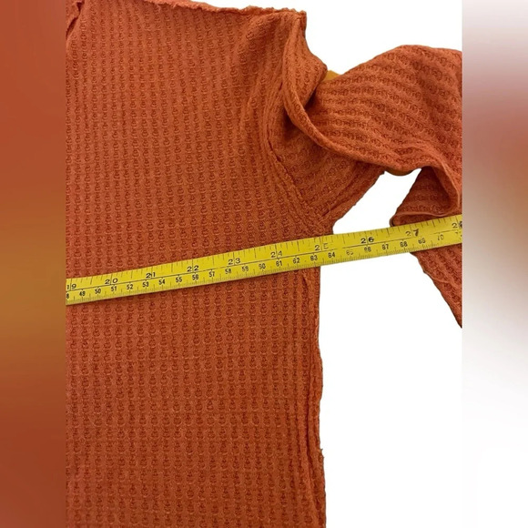 FREE PEOPLE We The Free North Shore Thermal Top Long Line Sz XS - Picture 8 of 10